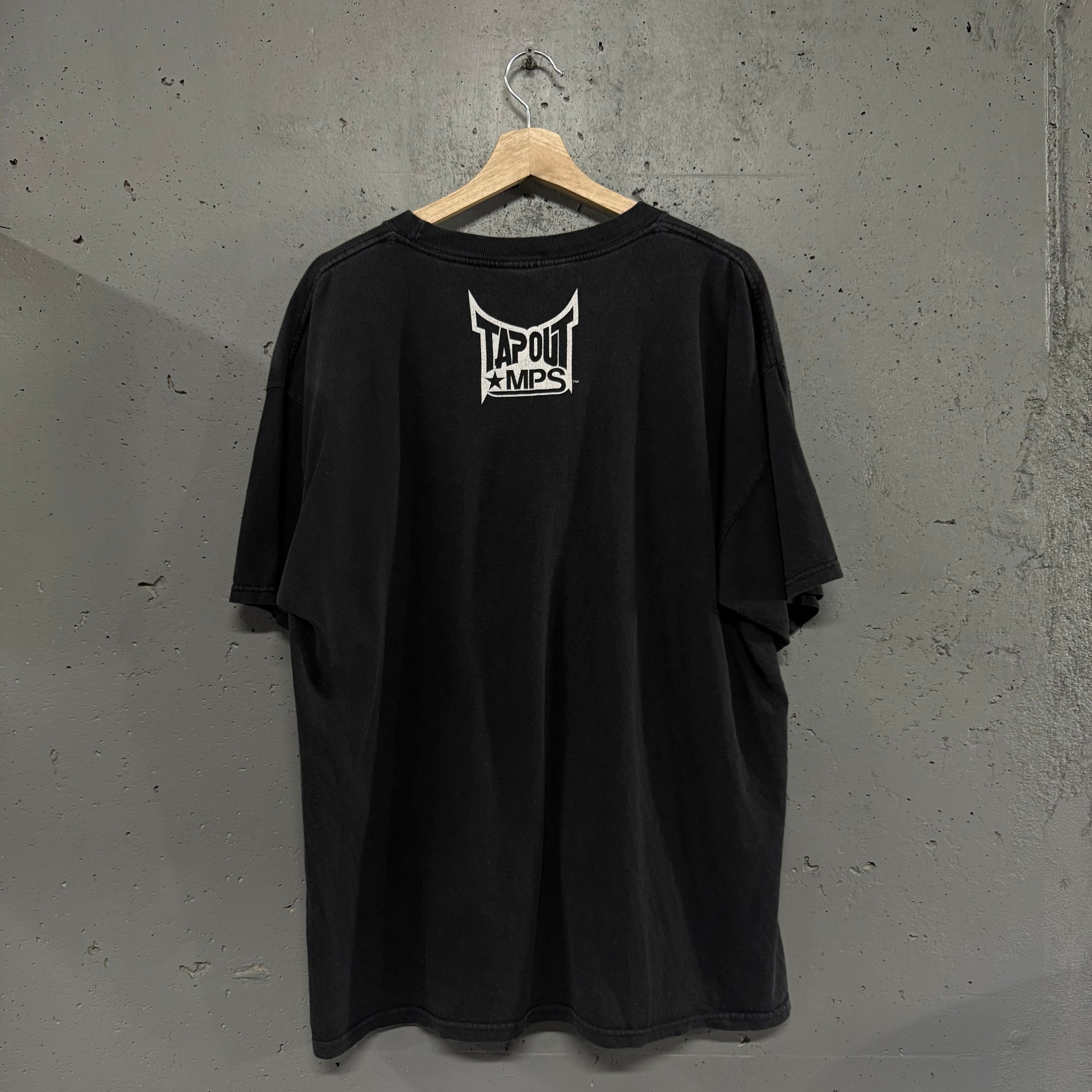 Polera Tapout