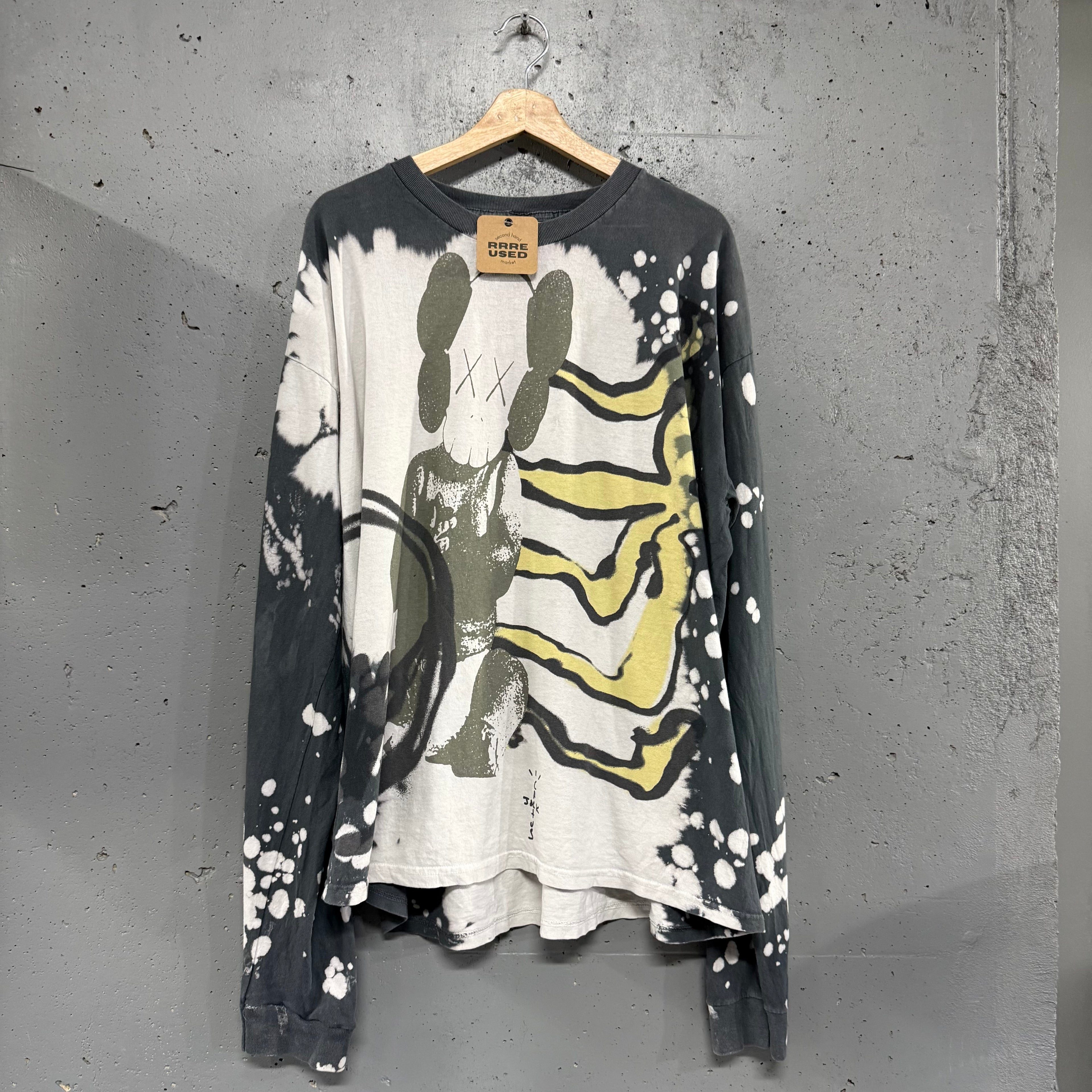 Polera Manga Larga Fragment X Kaws X Cactus Jack