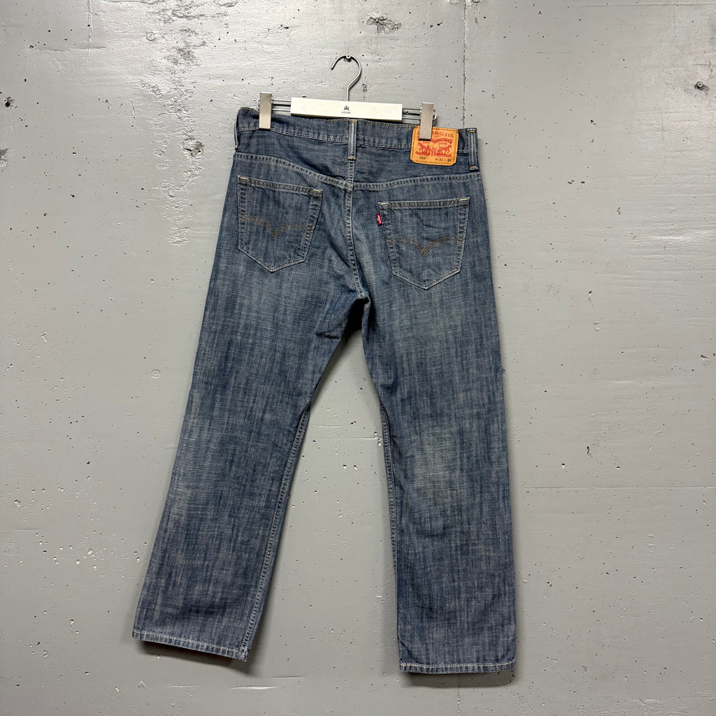 Pantalón Levis 569