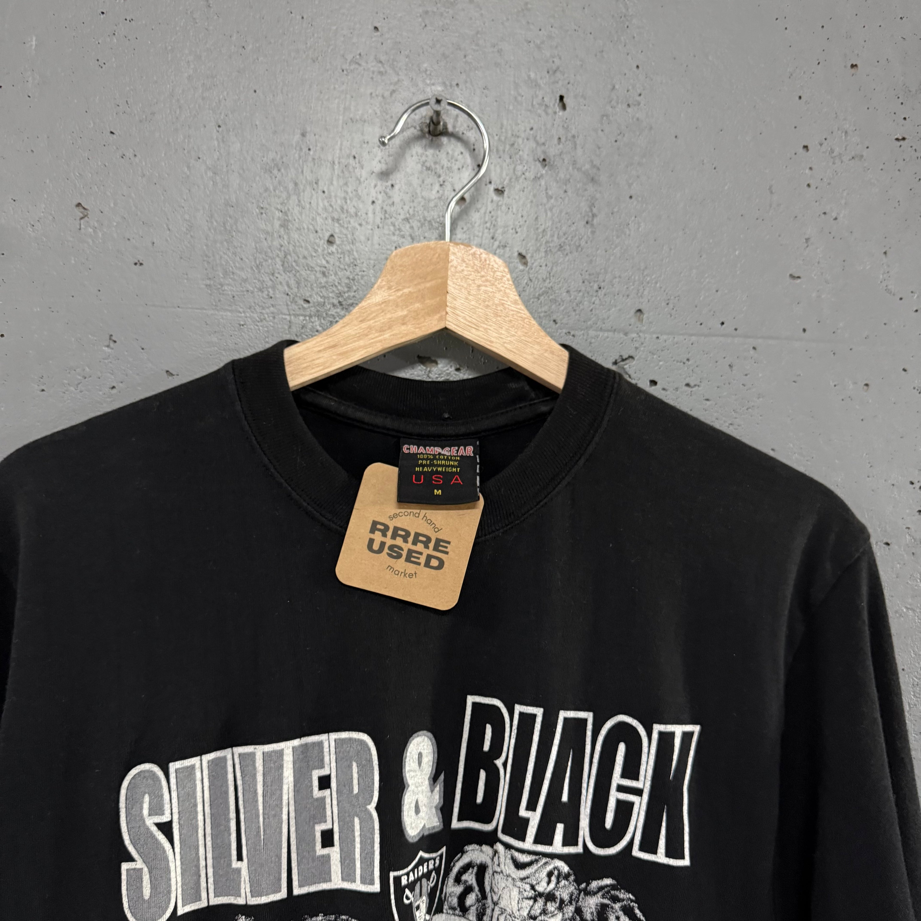 Polera Vintage Raiders