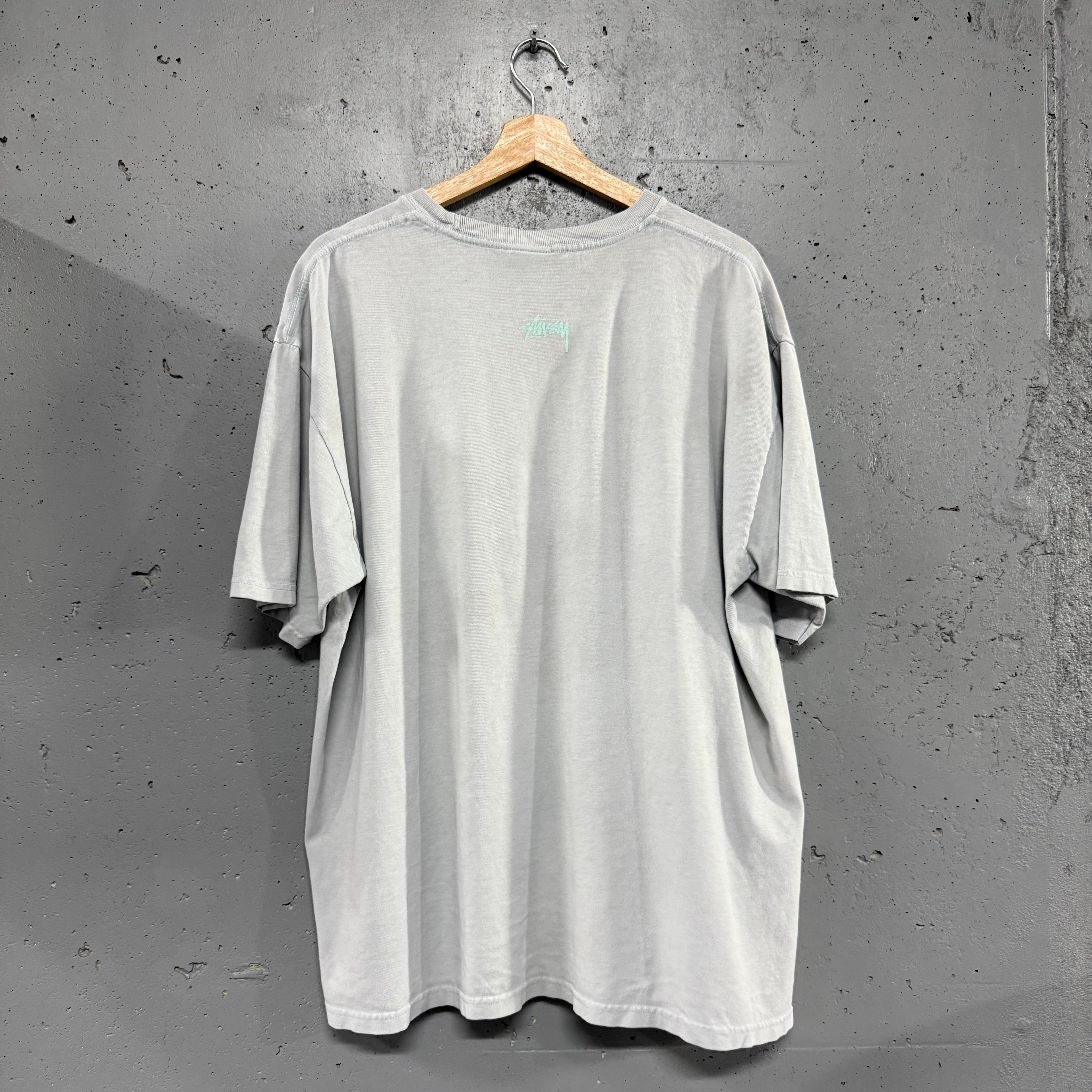 Polera Stussy Serotonin