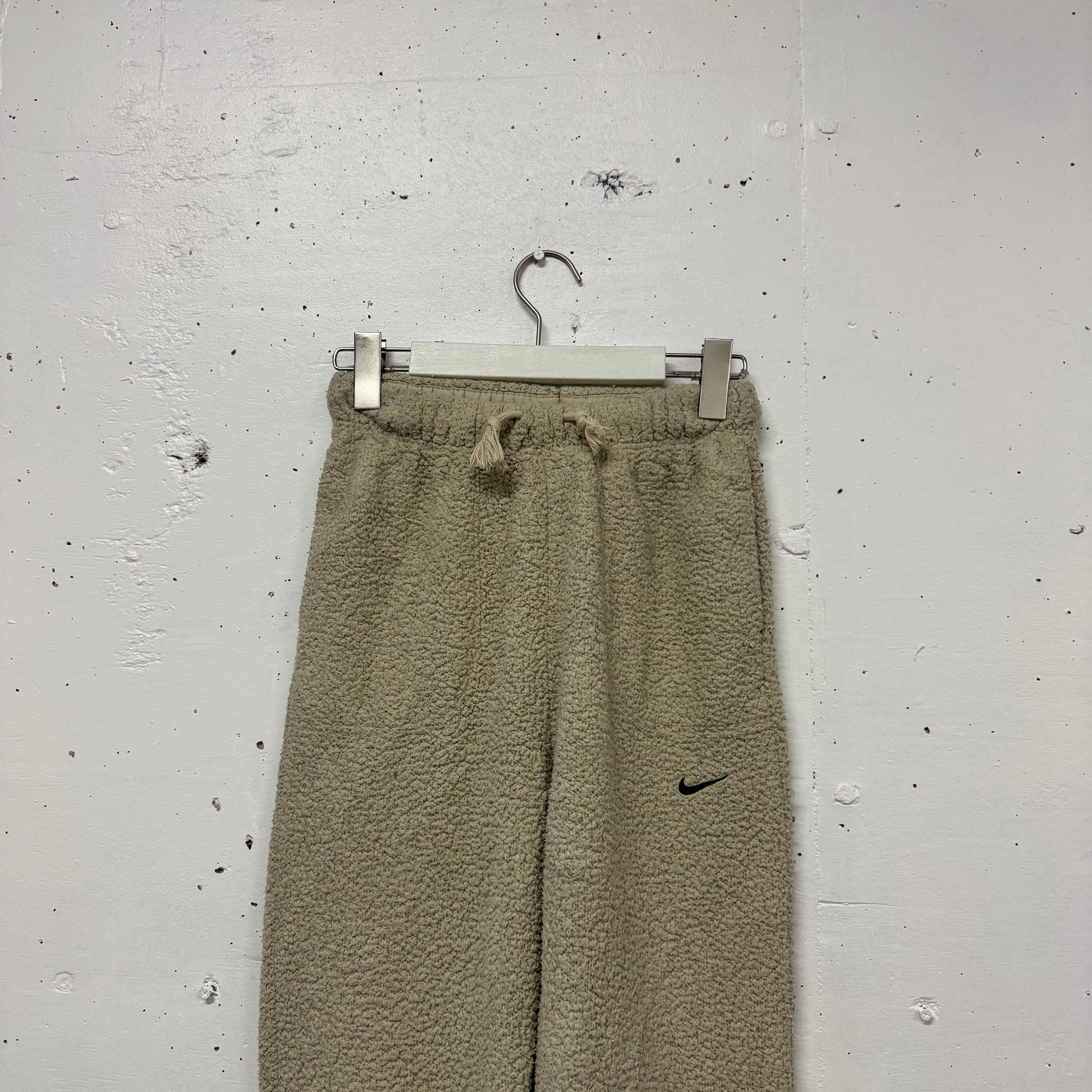 Pantalón Buzo Nike Polar