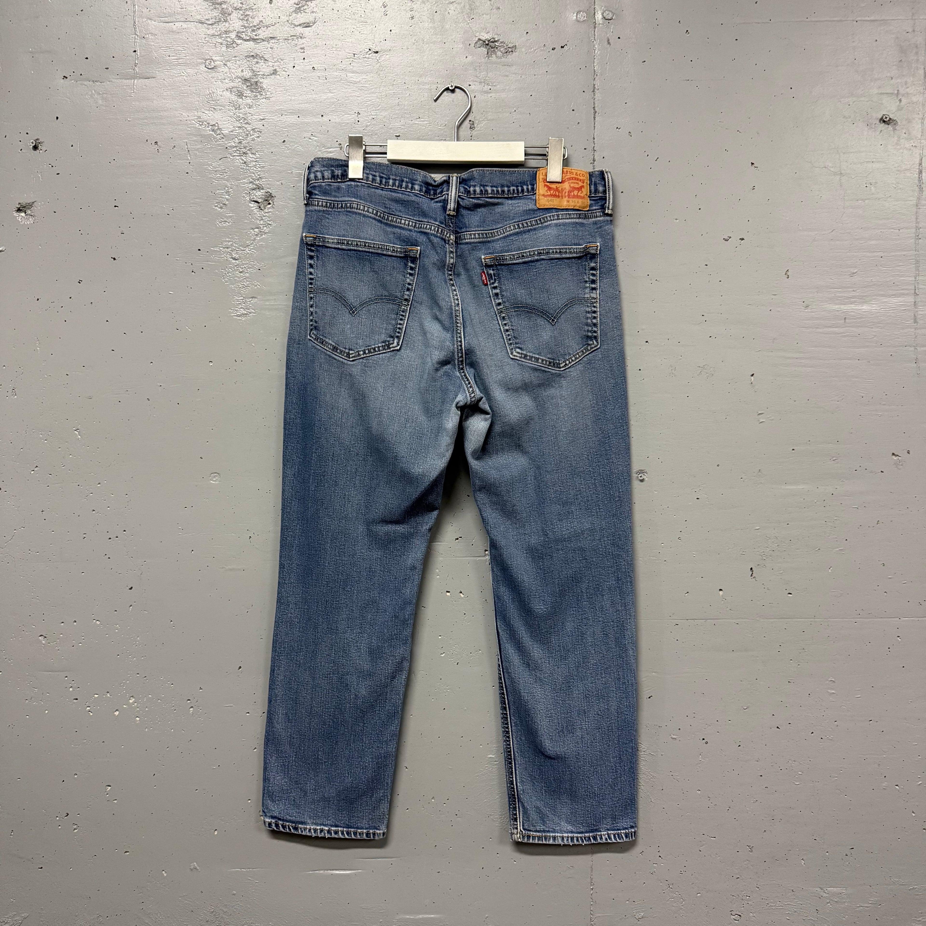 Pantalón Levis 541