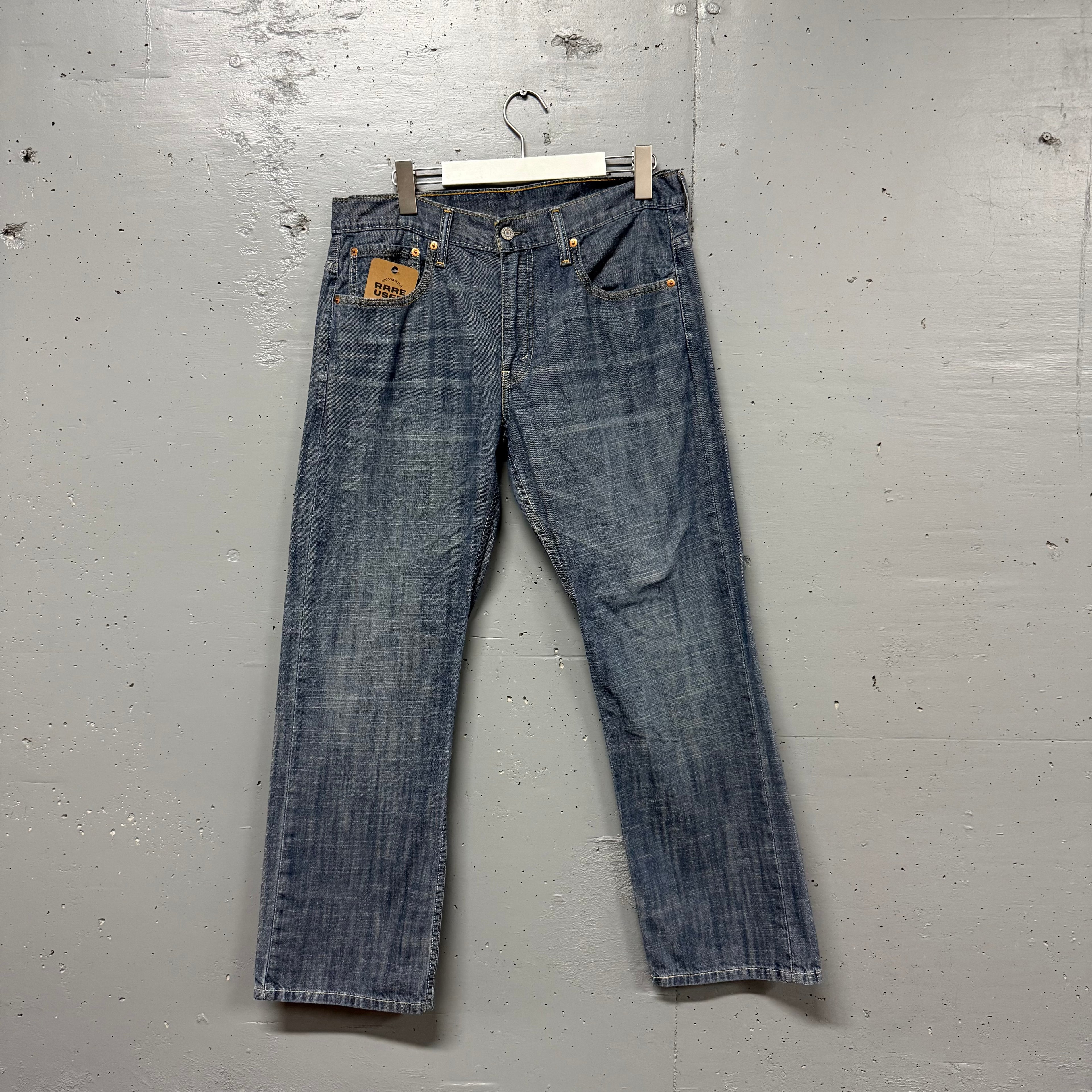Pantalón Levis 569