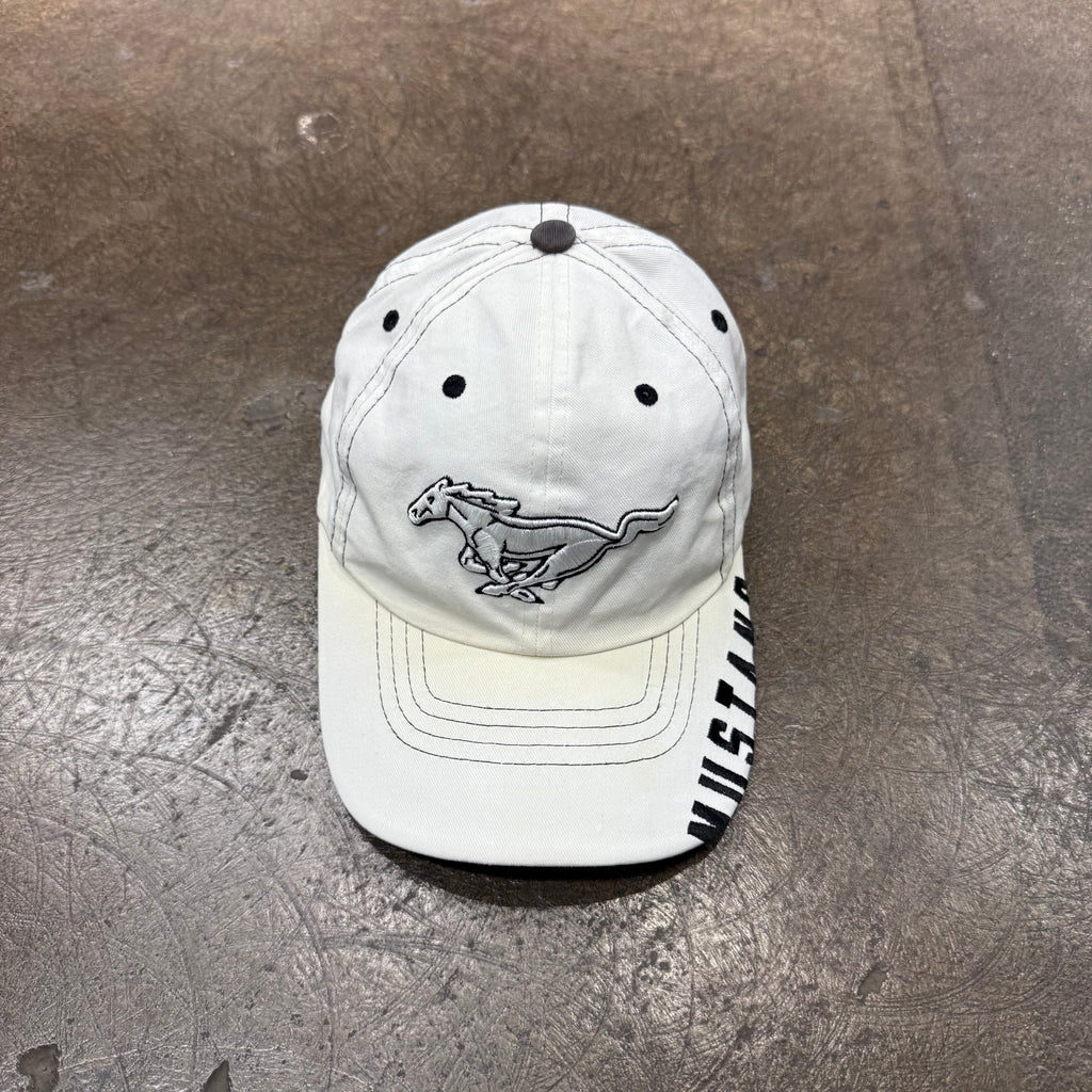 Gorro Vintage Mustang
