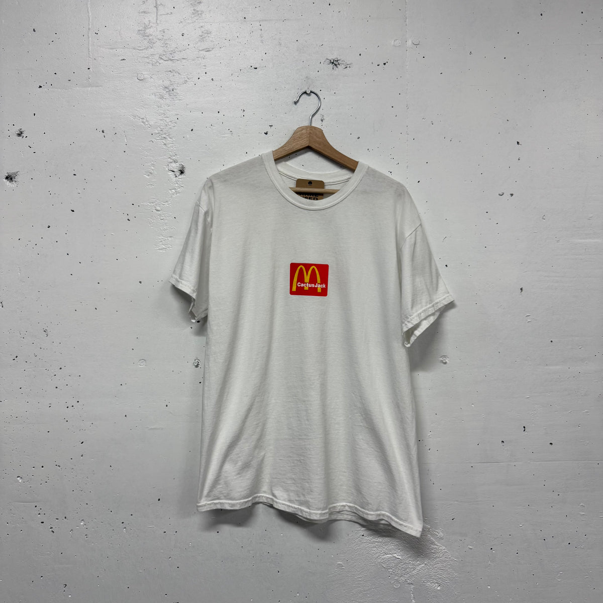 Polera Cactus Jack X McDonald