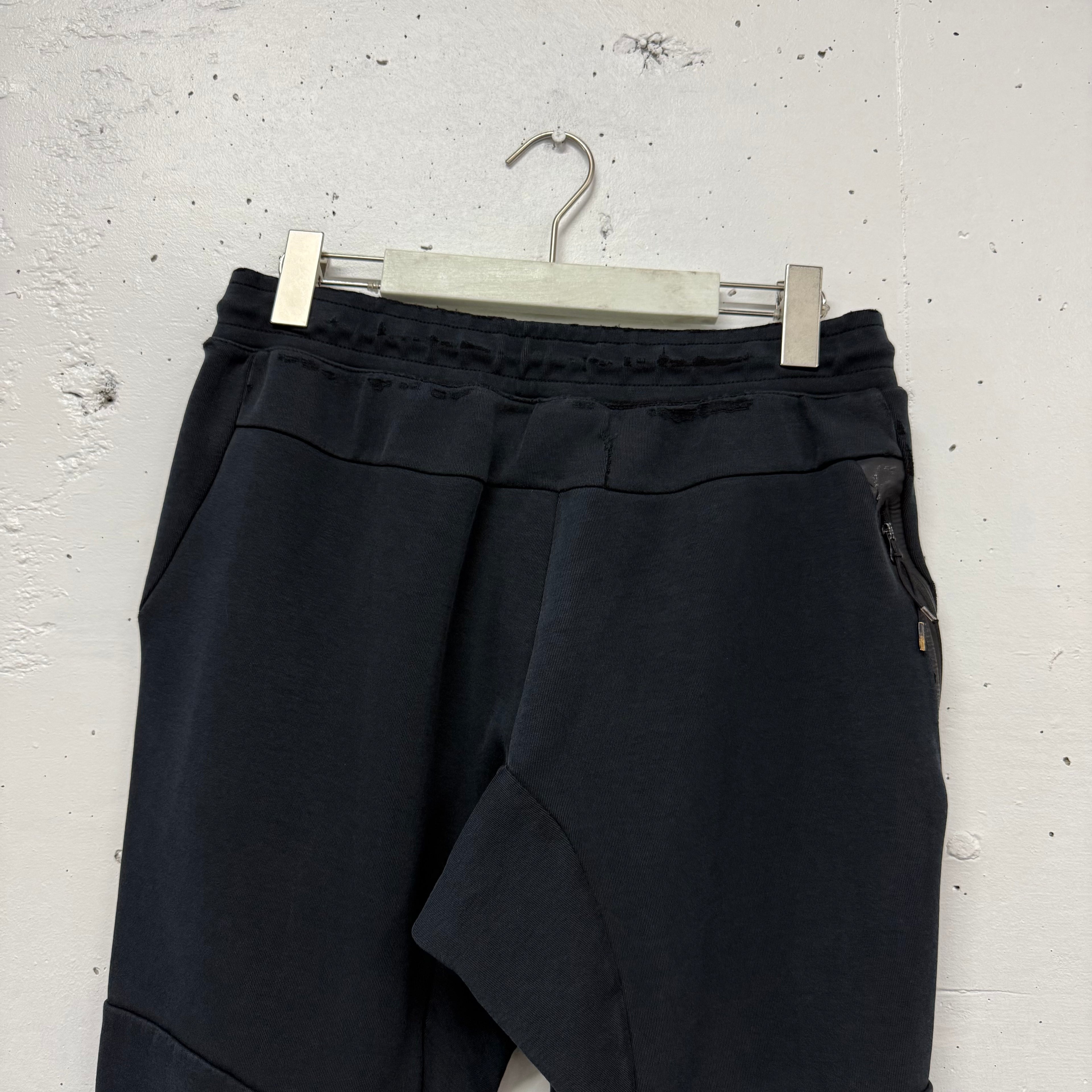 Pantalón Buzo Nike Tech