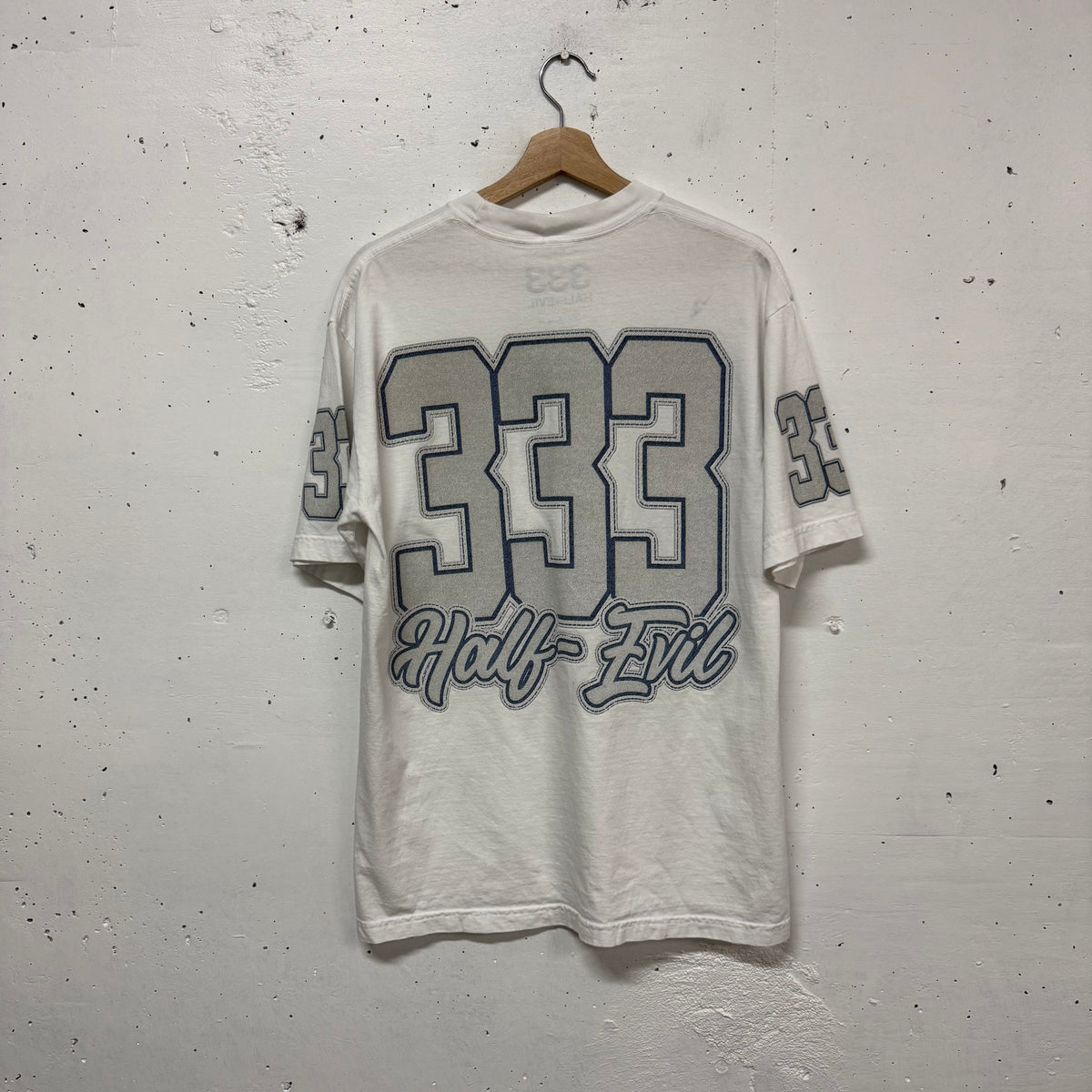 Polera Half-Evil