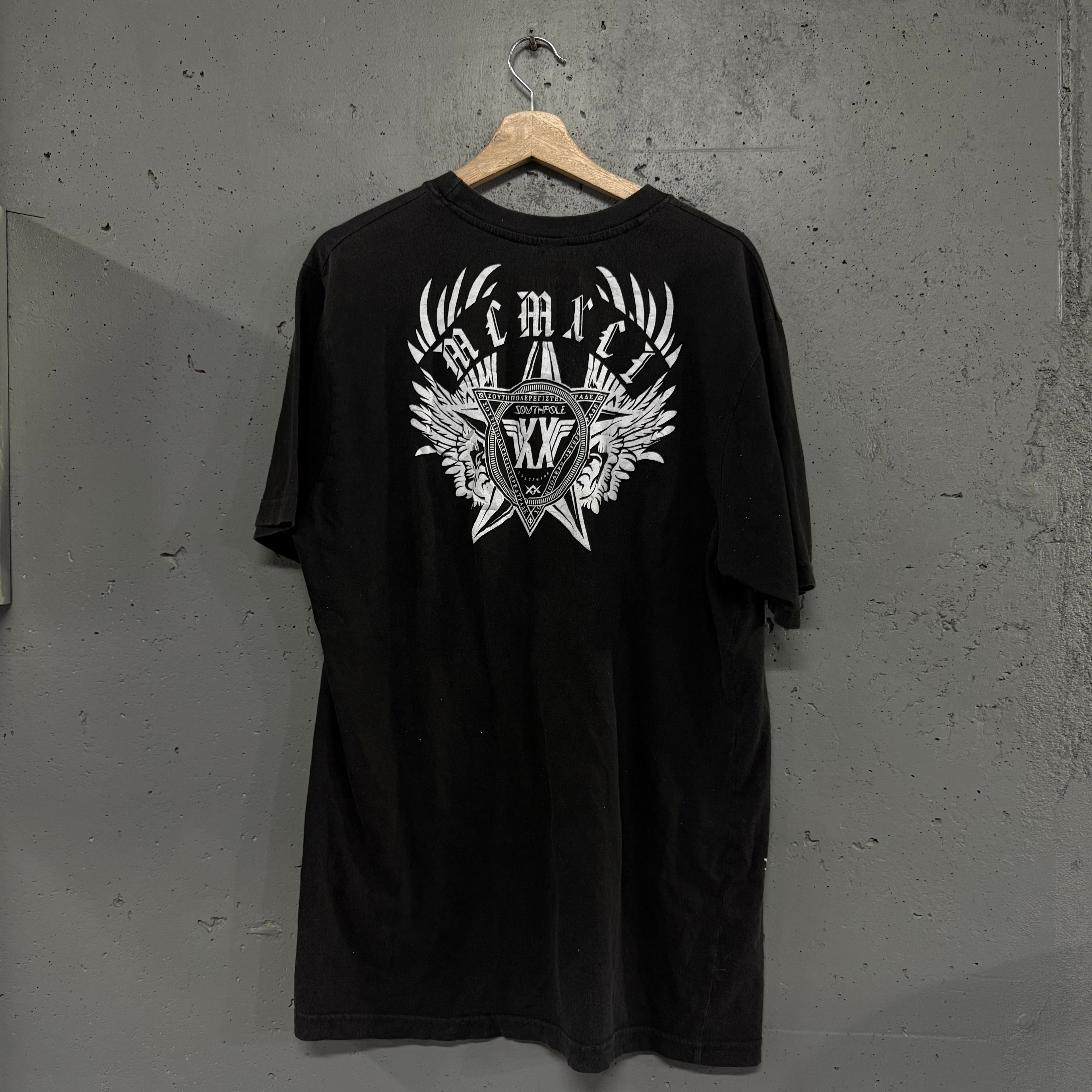 Polera Southpole