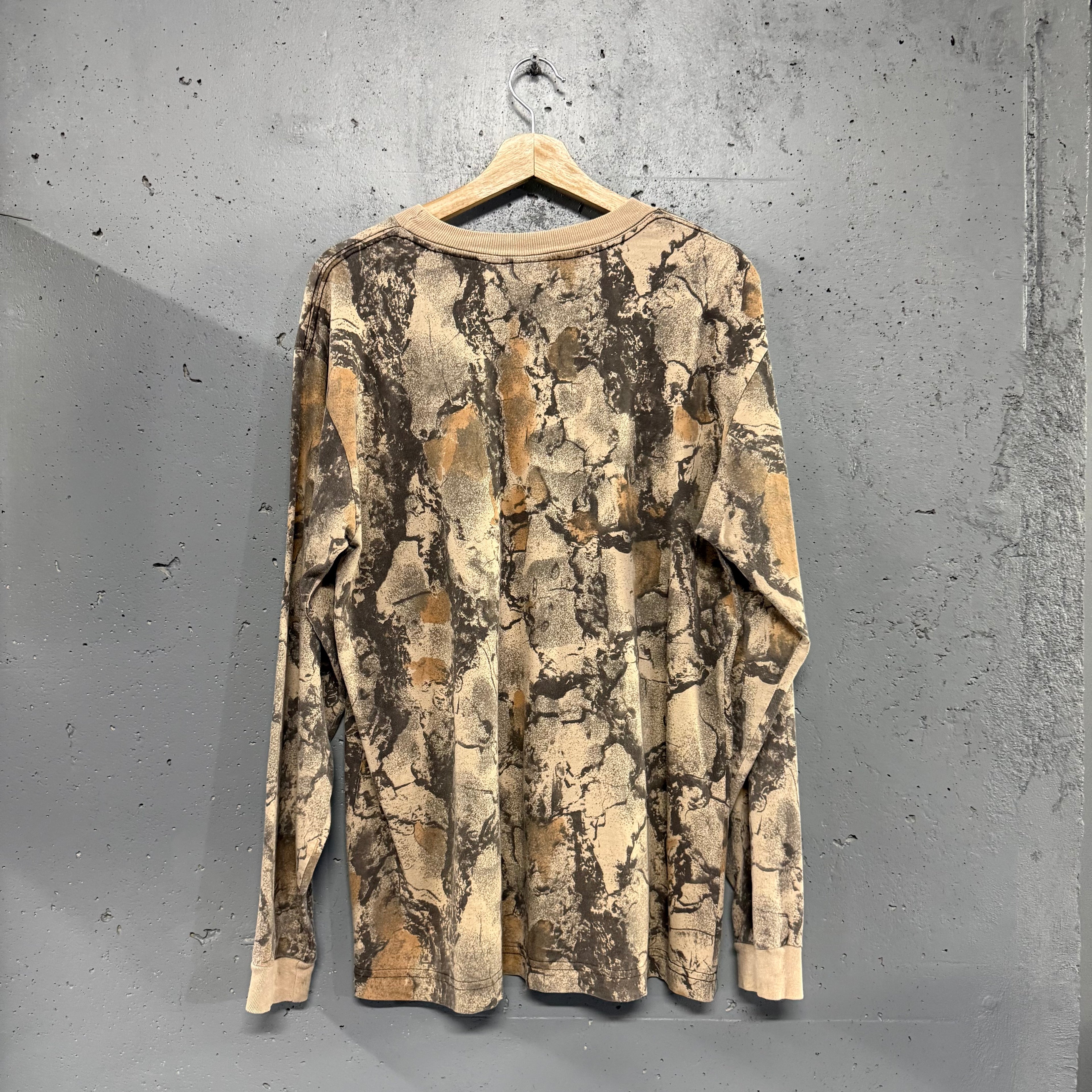 Polera Manga Larga Camo
