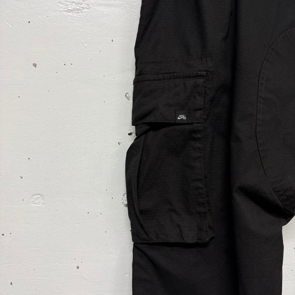 Pantalón Cargo Nike SB