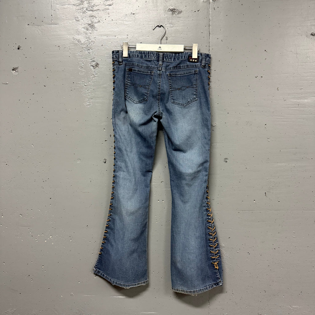 Pantalón Flare Mudd Jeans