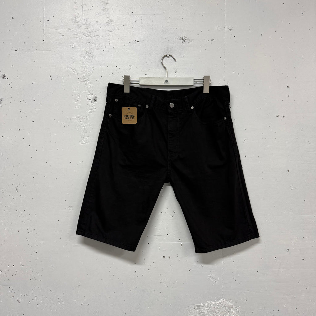 Short Levis
