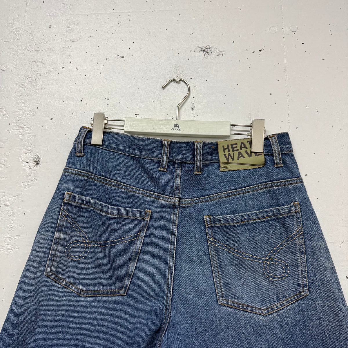 Short Vintage