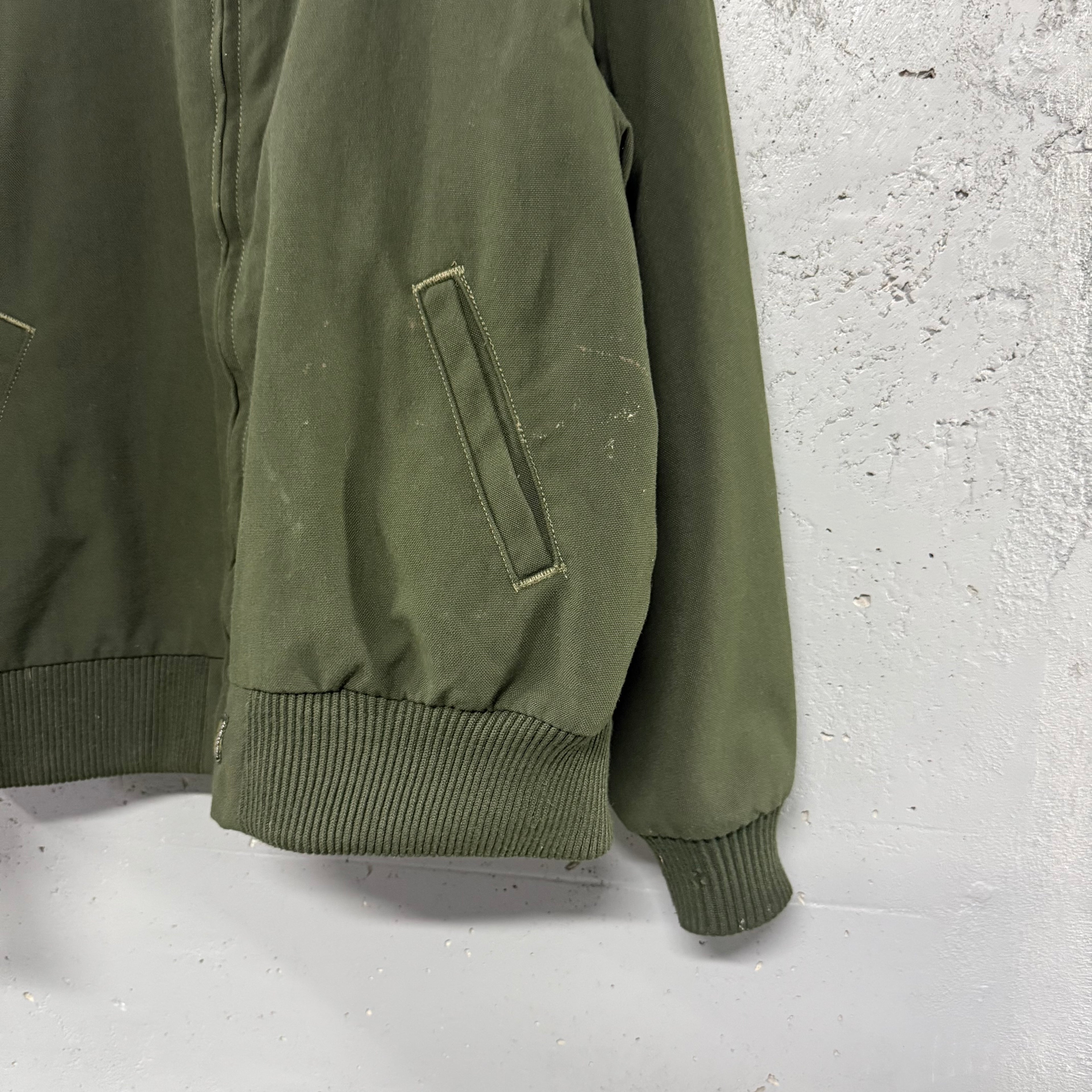 Chaqueta Carhartt Bomber J106
