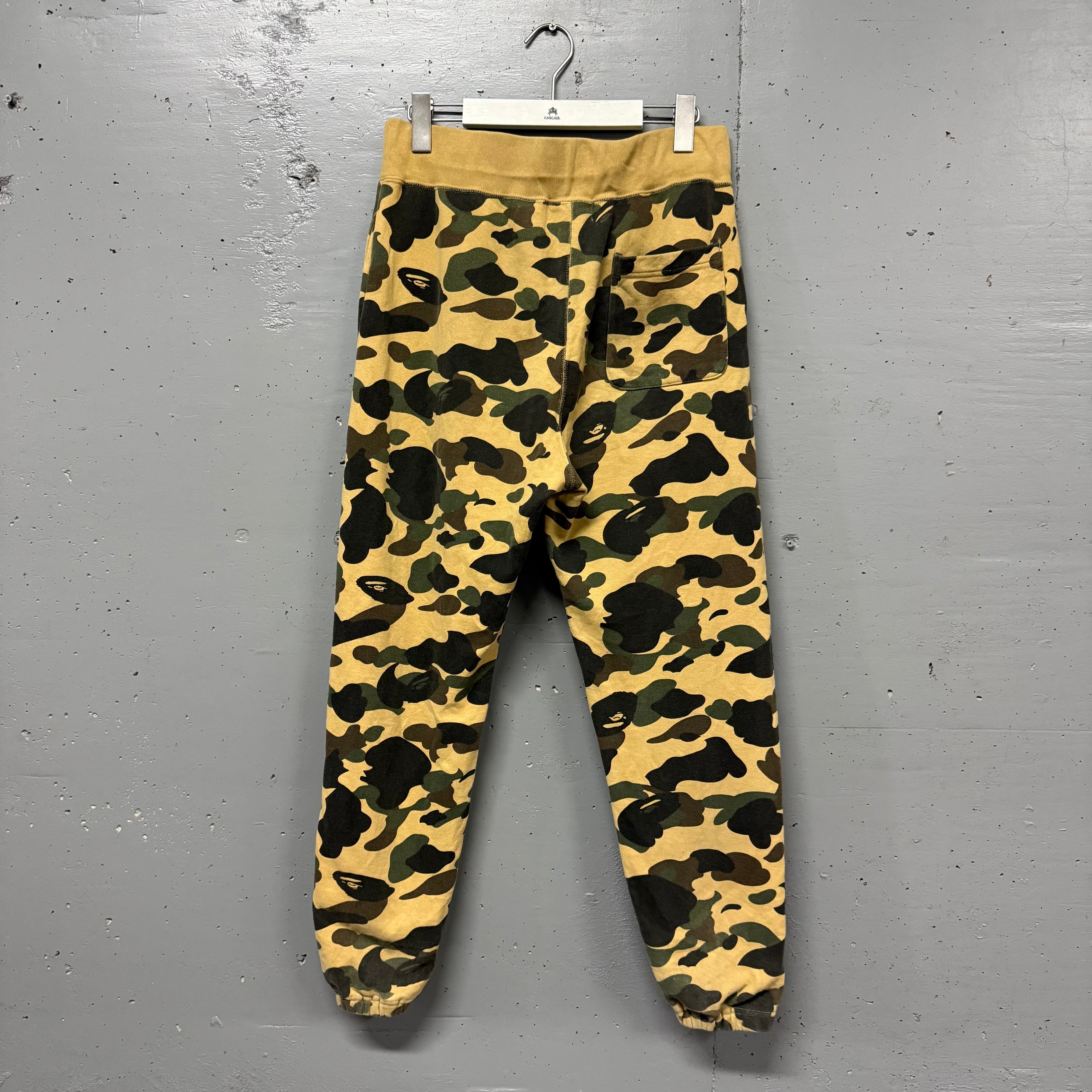 Buzo Bape