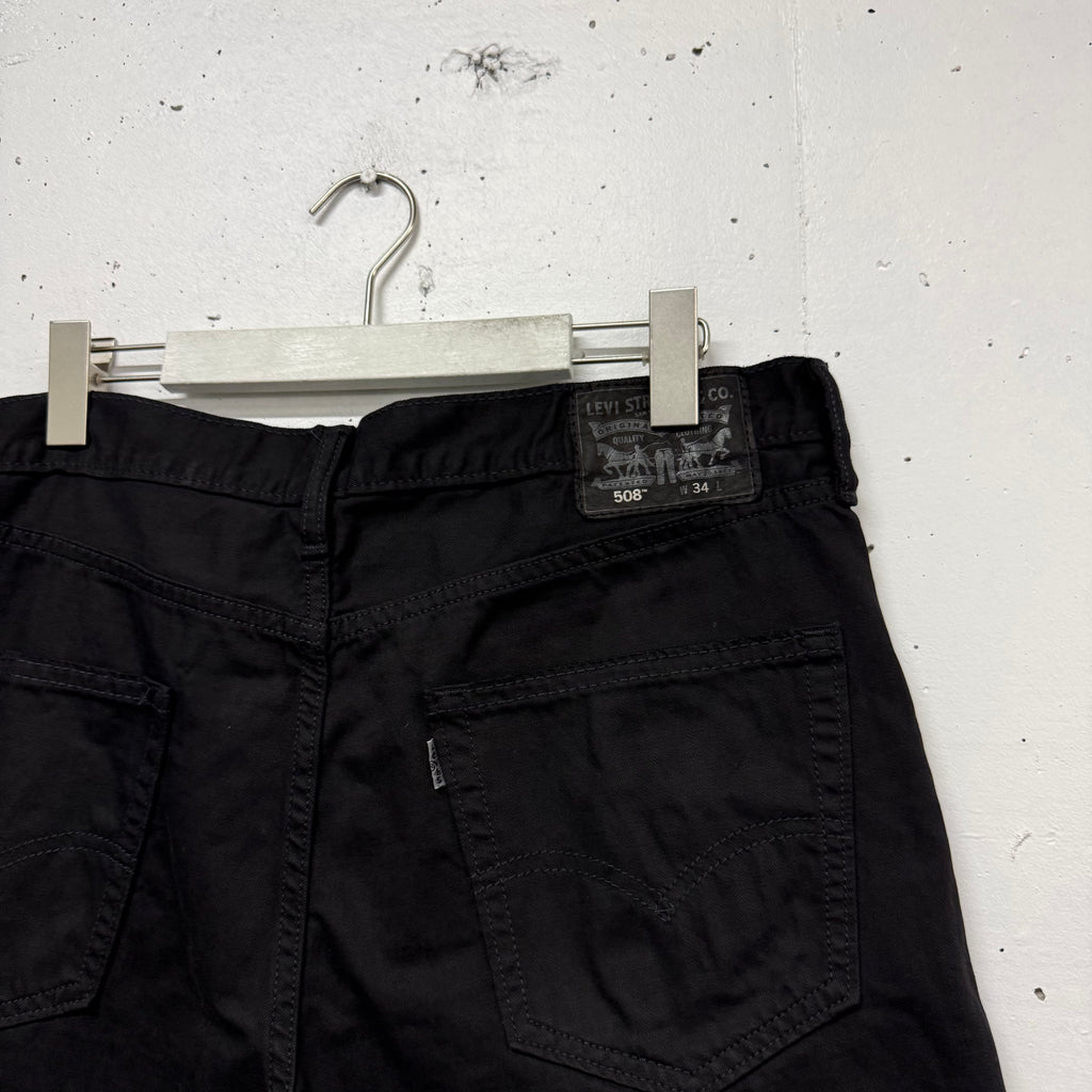 Short Levis