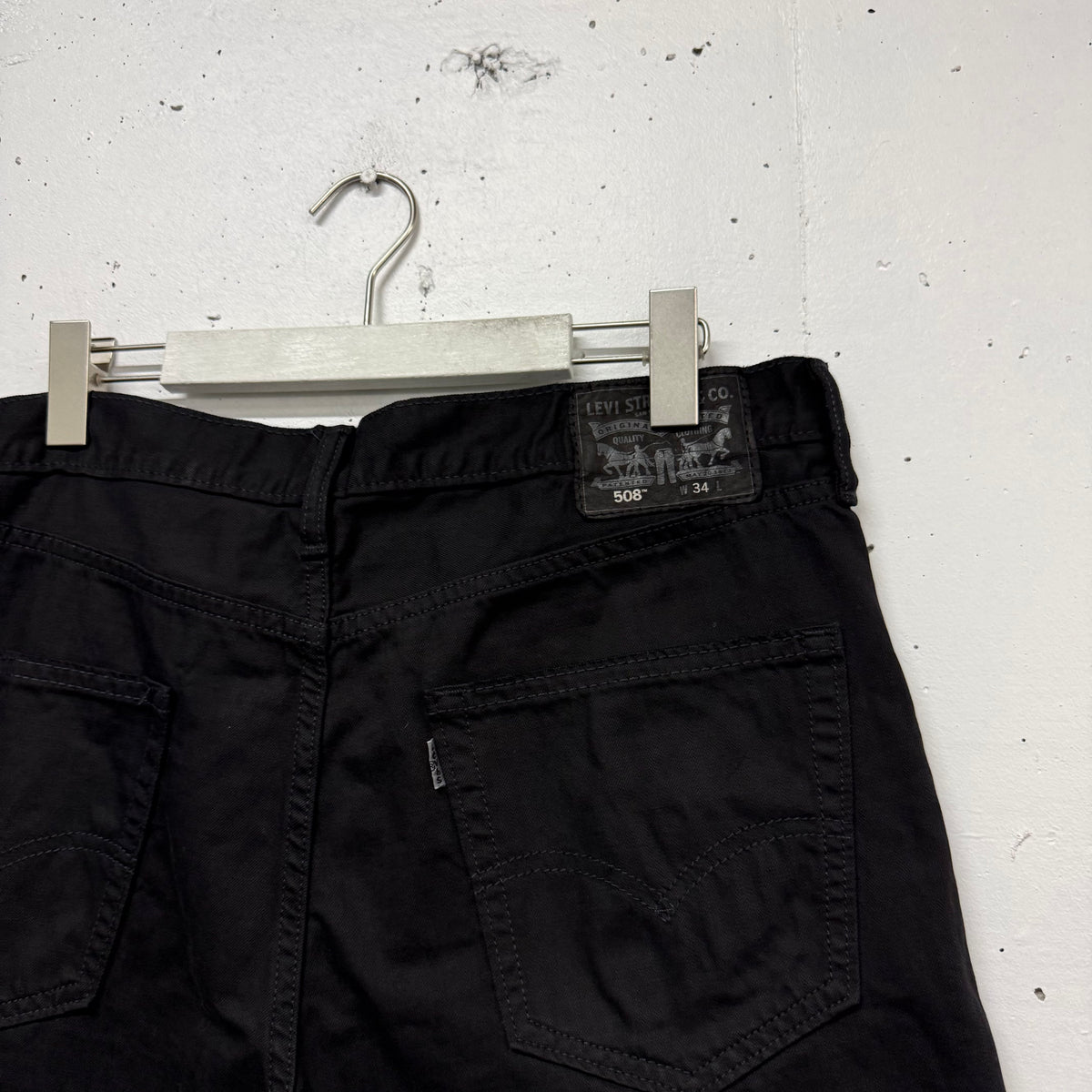 Short Levis