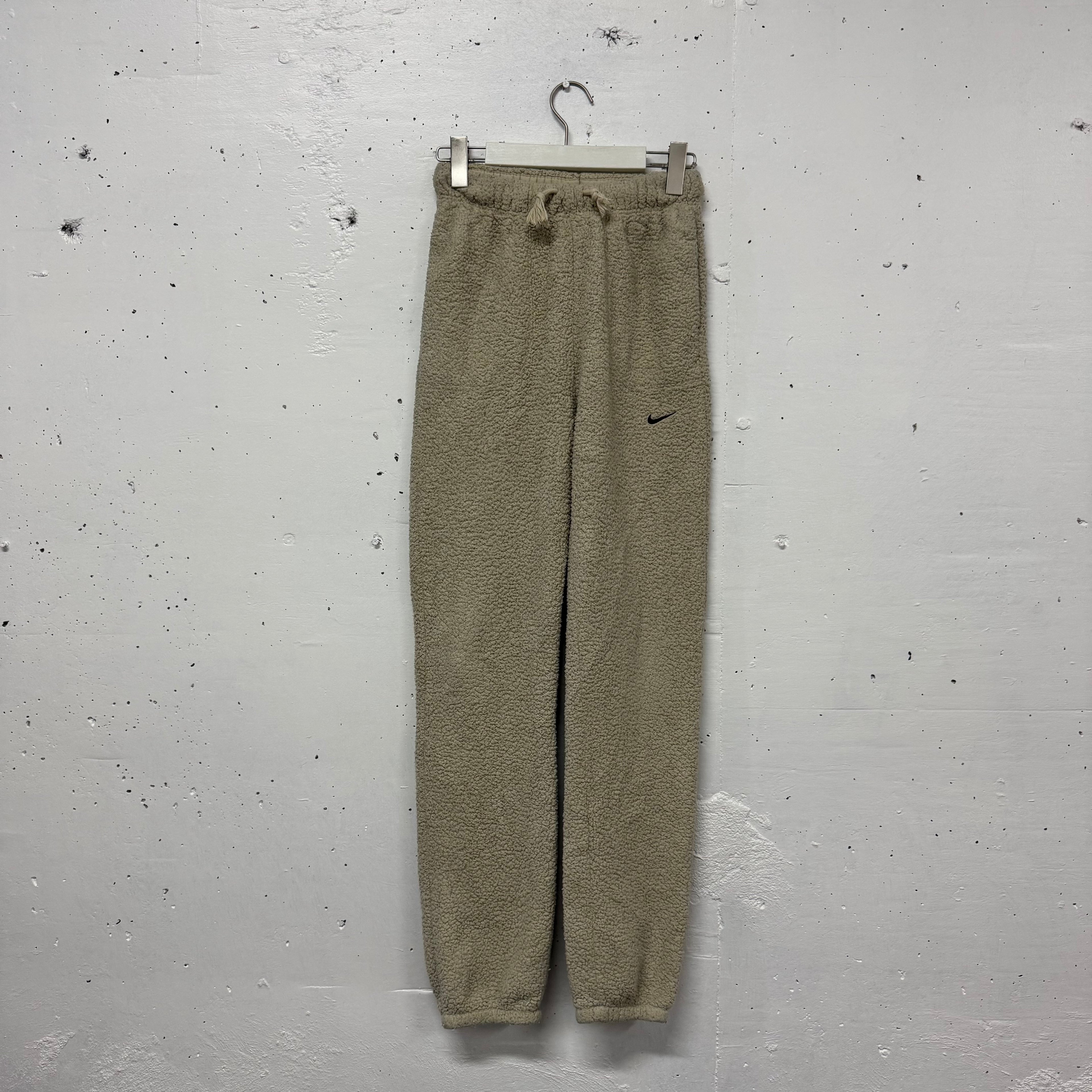 Pantalón Buzo Nike Polar